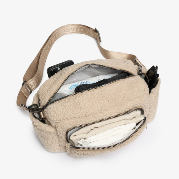 Teddy Mommy Diaper Bag with Open Closure Polyester Lining Two Handles Hanging Storage Newborn Stroller Bag Letter Decoration - Image 3