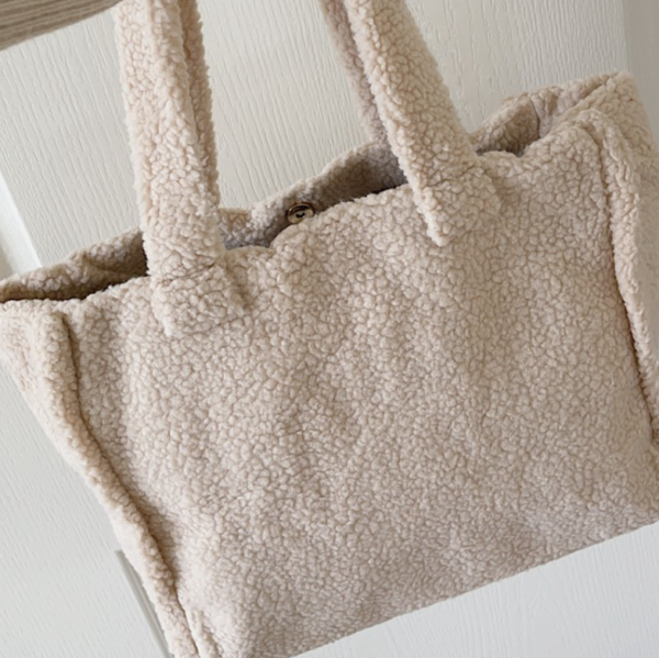 Teddy Pouch Women's Personalized Tote Bag Soft Plush Portable Polyester Lining Summer Winter Spring - Bild 3