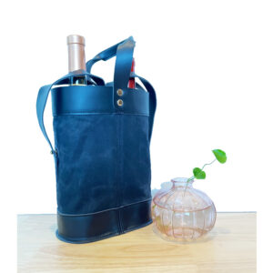 2-Bottle Insulated Wine Tote Personalized Leather Wine Carrier With Printed Letter Pattern and Zipper Closure for Travel