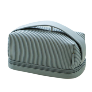 Fashion Capacity Durable Portable Terry Cloth Toiletry Bags Teddy Makeup Bag Zipper Pouch