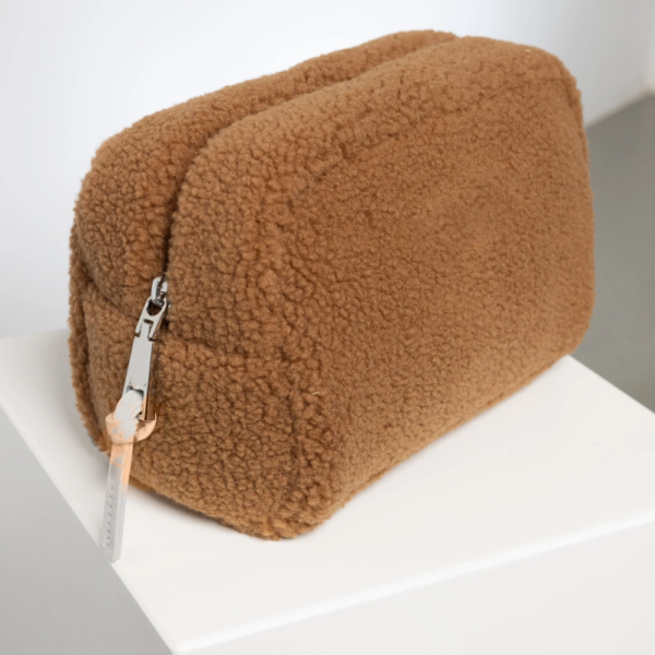 New Arrival Travel Teddy Makeup Bag Cosmetic Storage Bag Furry Hand Bags