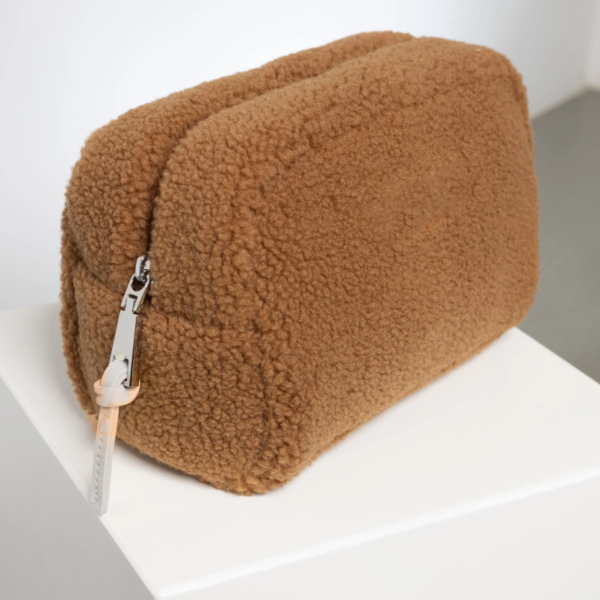 New Arrival Travel Teddy Makeup Bag Cosmetic Storage Bag Furry Hand Bags - 画像 5
