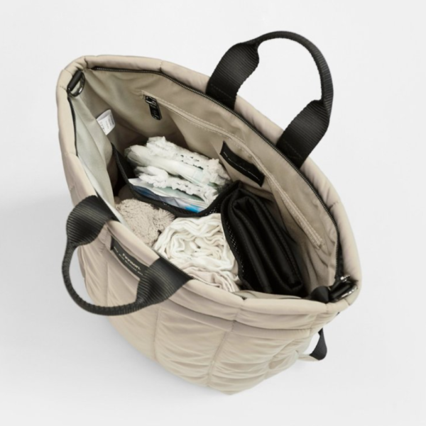 New Women Fashion Soft Polyester Quilted Backpack Travel Puffer Bag - 영상 2
