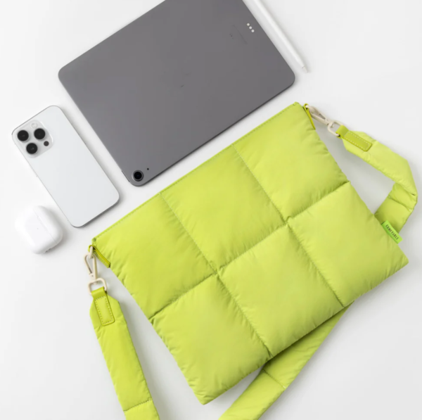 Light Weight Quilted Puffer Shoulder Bag Tablet case - 画像 3