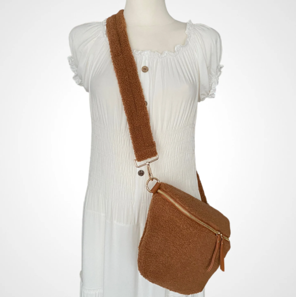Fashion New Arrival Designer Sport Gilr Shoulder Bag Teddy Crossbody Chest Bag - 画像 5