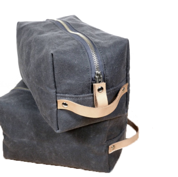 Custom Travel Waxed Canvas Leather Toiletry Bag Cosmetic Bag - Image 3