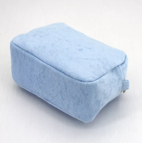Large Cute Soft Terry Cloth Pouch Travel Cosmetic Bag with Patch Style Makeup Case for Convenient Storage - 画像 4