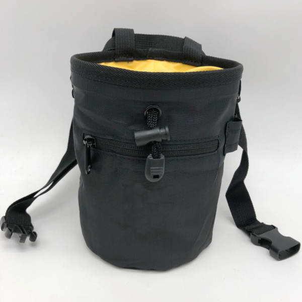 Nylon Embroidered Zipper Pocket Drawstring Chalk Bag Travel-friendly Rock Climbing Accessory - 영상 3