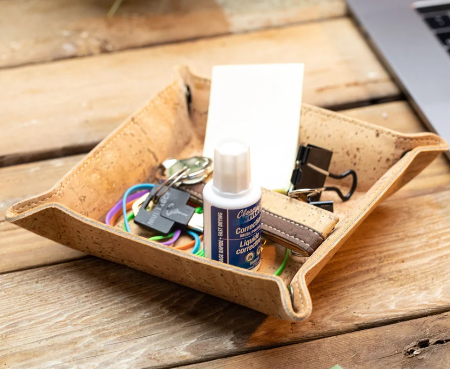 Eco-friendly Natural Cork Leather Carry-All Tray Special Purpose Bags & Cases for Storage of Keys and Coins - صورة 3