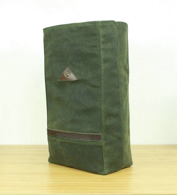 Waxed Canvas Cooler Bag with Metal Clasp for Lunches and Beverages - Bild 6