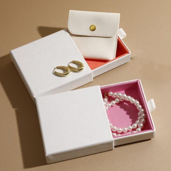 Custom Magnetic Flap Earring Jewelry Boxes Rigid Paper Display Box for Women Set Gold logo Plush Green Ring Box - Image 3