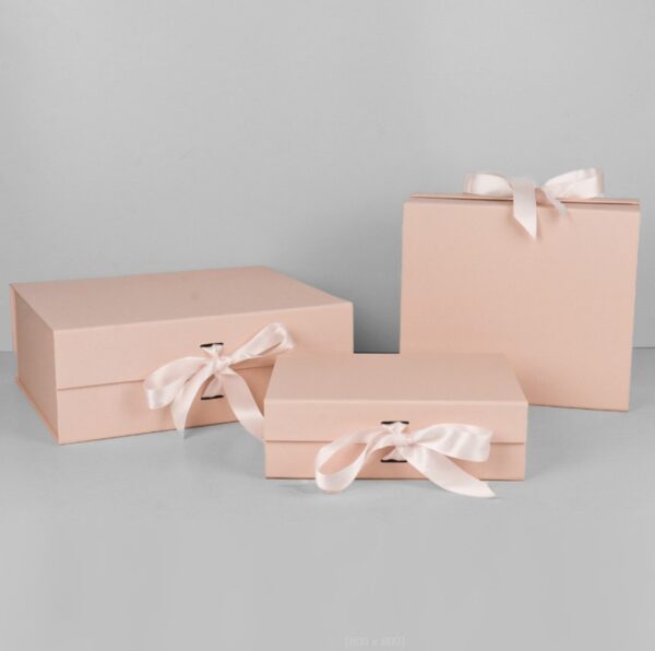 Luxury Custom Holographic Laser Paper Rigid Cardboard Clamshell Perfume Packaging with Premium EVA Insert - Image 3
