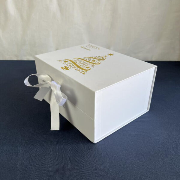 Custom logo Folding Gift Box Shoes Packing Luxury Magnetic Box with Ribbon Gift Box - 영상 4