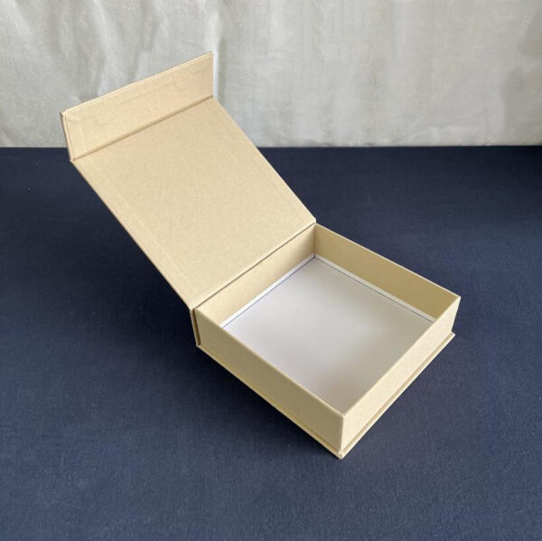 Custom Beautiful White Linen USB Box Photo Storage Box - 画像 2