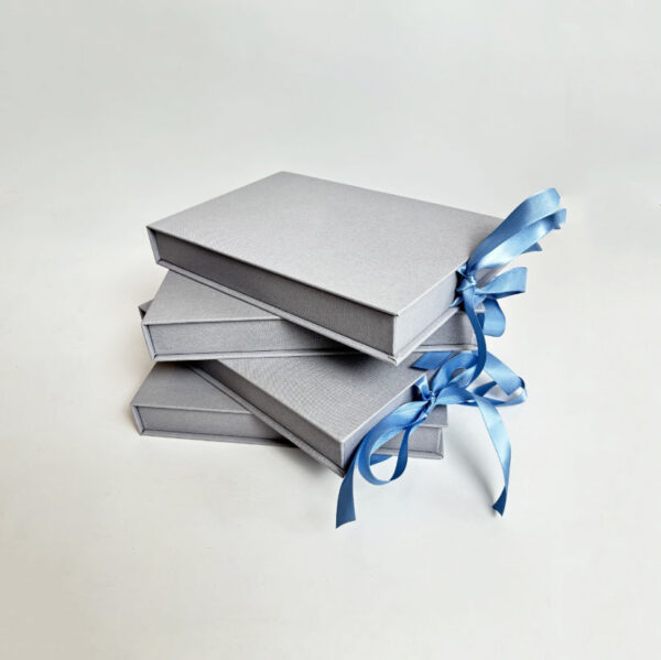 Custom Logo Premium  Magnetic Cardboard Black Boxes Folding Wholesale Gift Box With Lid and Logo - Изображение 6