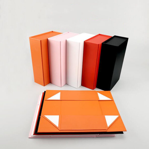 Custom Box Package Luxury Magnetic Closure Gift Box Customs Clothing Packaging Folding Cardboard Paper Shipping Box - 画像 4