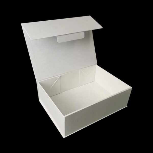 Custom  Luxury Folding Black Magnet Clothing Paper Gift Box Packaging with Ribbon Magnetic Gift Box - 画像 4