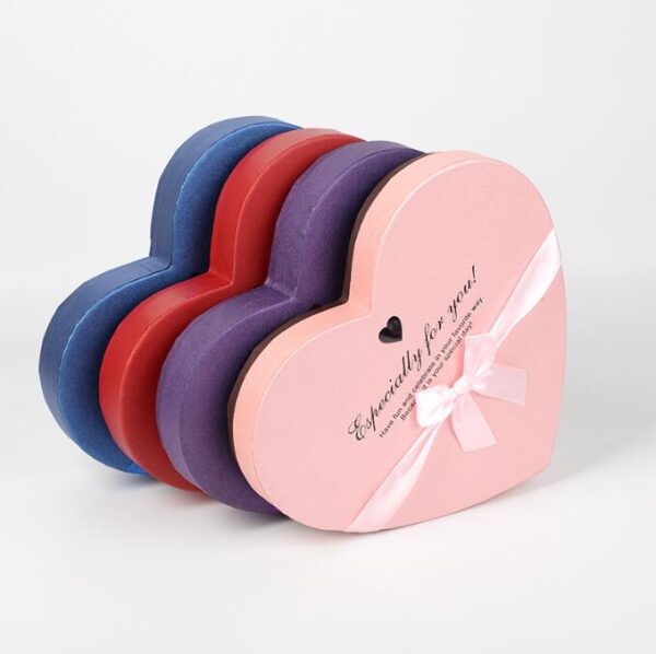 Chocolate Gift Packaging Custom Valentine Candy Boxes Heart Shaped Chocolate Flower Gift Boxes