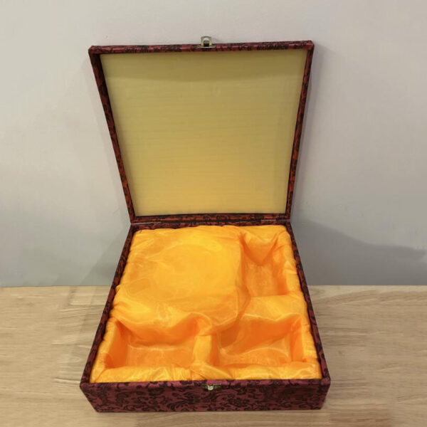 Custom Luxury Gift Souvenir Box  Luxury square Gift Box Treasure Box with Lock - 画像 5