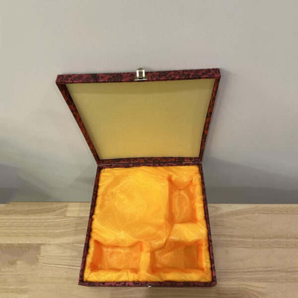 Custom Luxury Gift Souvenir Box  Luxury square Gift Box Treasure Box with Lock - 画像 6