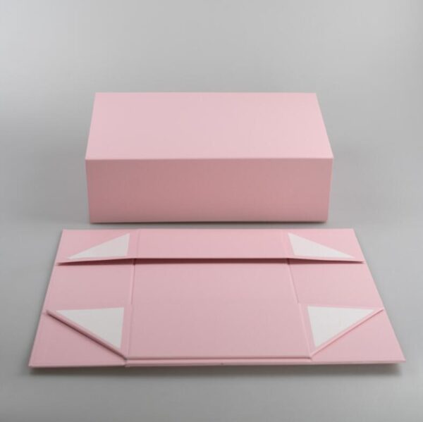 Luxury Custom pink Paper Cardboard Rigid Magnetic Closure Garment Clothing Cosmetics Packaging Folding Gift Box - صورة 3