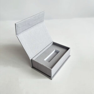 Luxury Custom Small Black Fancy Magnetic Flip Top Gift Box Cosmetics Packaging for Garment and Dress Packaging Box