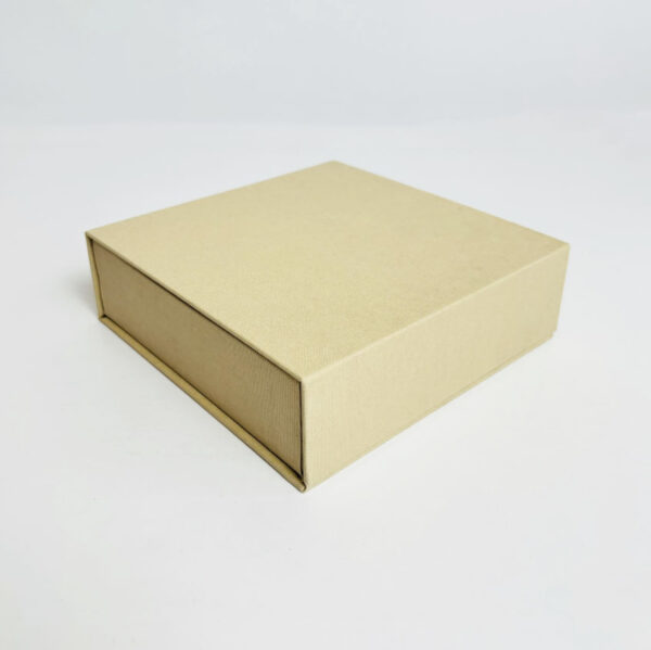 Custom Printing Logo Packaging Book Shape Type Magnetic Linen Fabric Paper USB Boxes with Insert - Изображение 6