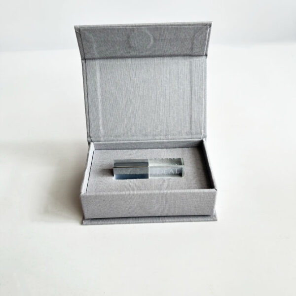 Custom Luxury Linen Wedding USB Gift Box Linen Cover Photo Album Photos and USB Storage - صورة 4