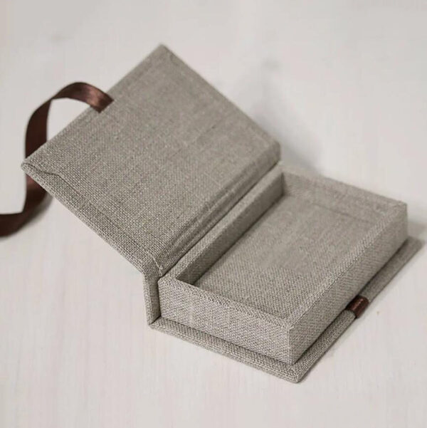 Custom High Quality Book Shape Gift Box with Linen Cloth for USB Packing Box Jewelry Box - Bild 3