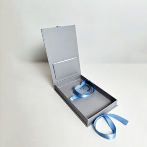 Luxury Custom Rigid Book Shaped Business Credit Wedding Gift Card Box