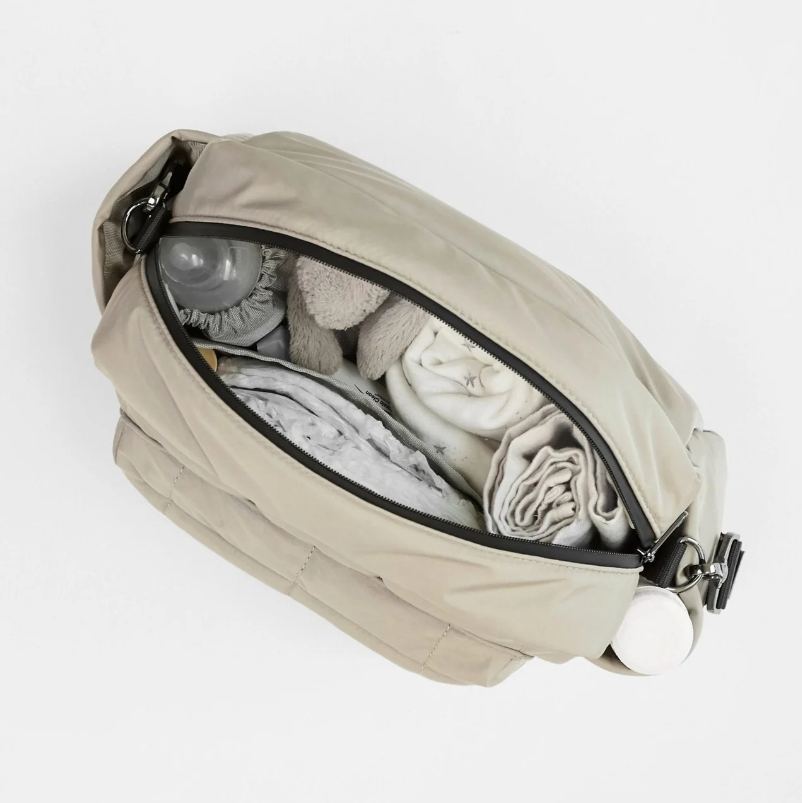 Portable Mommy Diaper Bag Open Closure Polyester Lining Two Handles Hanging Storage For Baby's Newborn Stroller Decorated Letter - Imagen 3