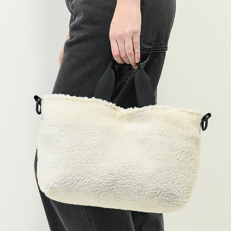 Large Portable Teddy Tote Bag Soft Fluffy Furry Women's Zipper Open Tote Bag Travel Weekender Tote Bag - 画像 4